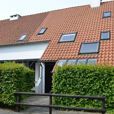 Ferienhaus Cosy Holiday House Nr. 2 *